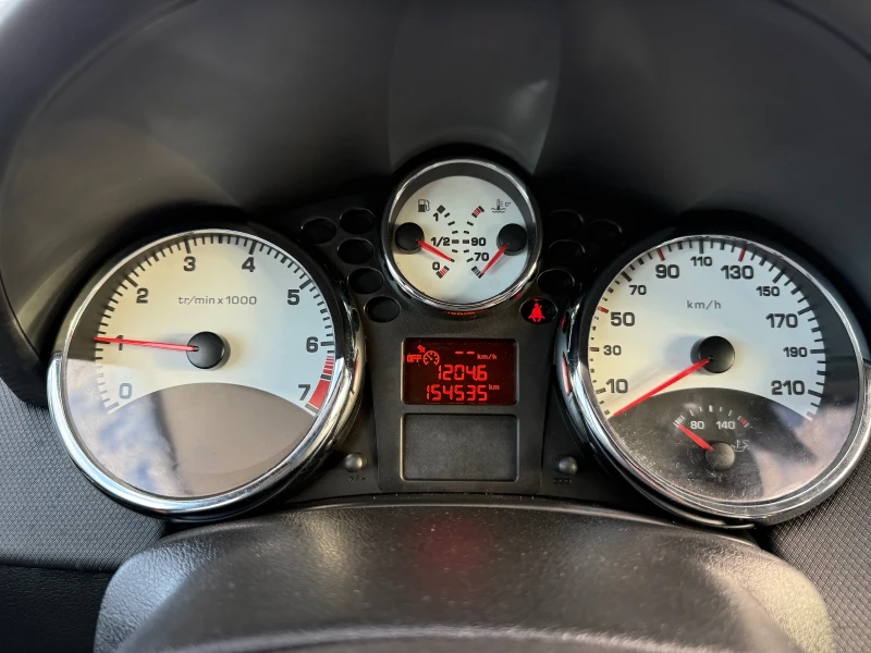 Peugeot 207 1.4i-73PS-КЛИМАТРОНИК, снимка 13 - Автомобили и джипове - 51840968