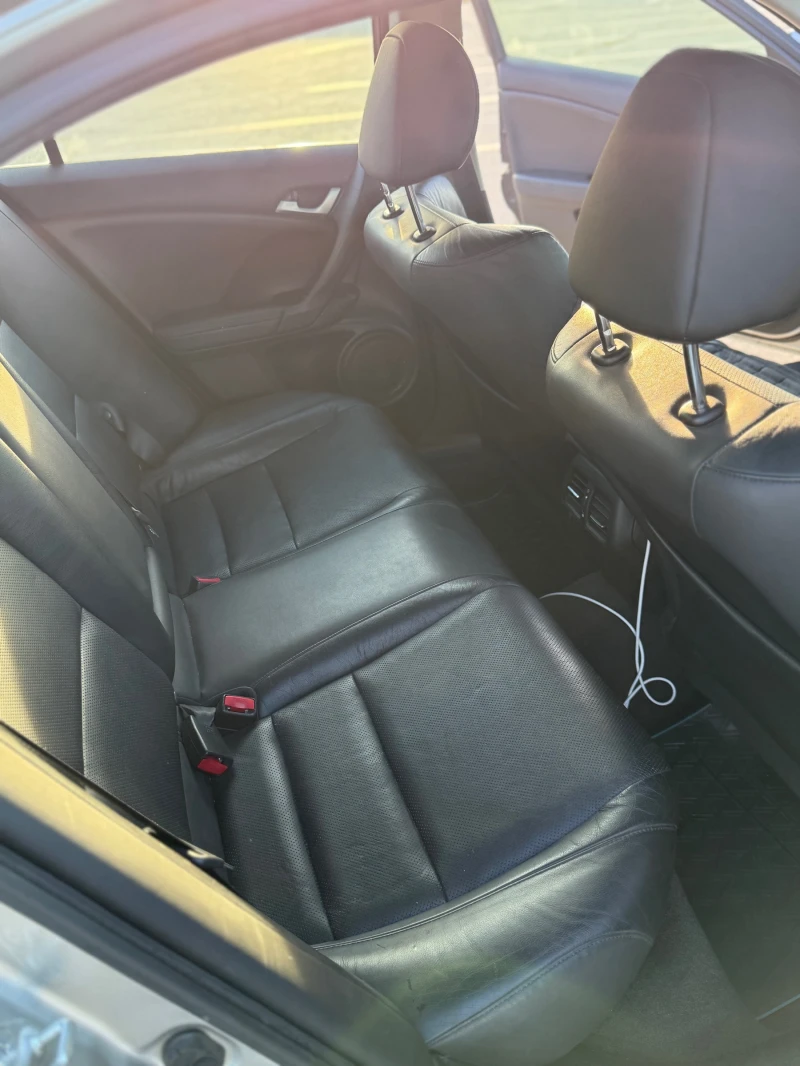 Honda Accord 2.2 iDTEC, снимка 5 - Автомобили и джипове - 52467177