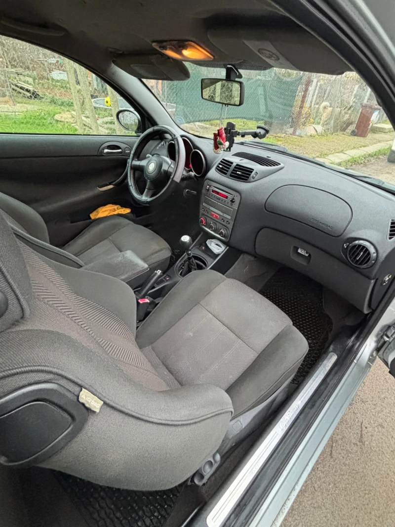 Alfa Romeo 147, снимка 7 - Автомобили и джипове - 52892678
