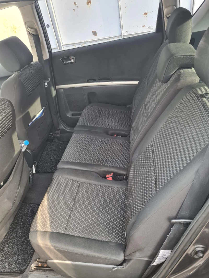 Toyota Verso Facelift, снимка 7 - Автомобили и джипове - 52910615