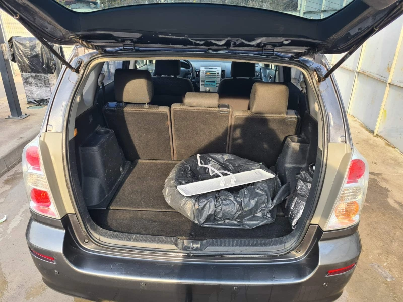 Toyota Verso Facelift, снимка 15 - Автомобили и джипове - 52910615