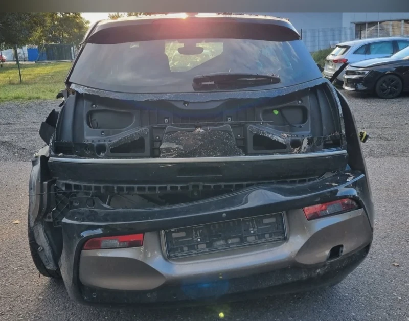 BMW i3 42.2KW LCI, снимка 7 - Автомобили и джипове - 52927520