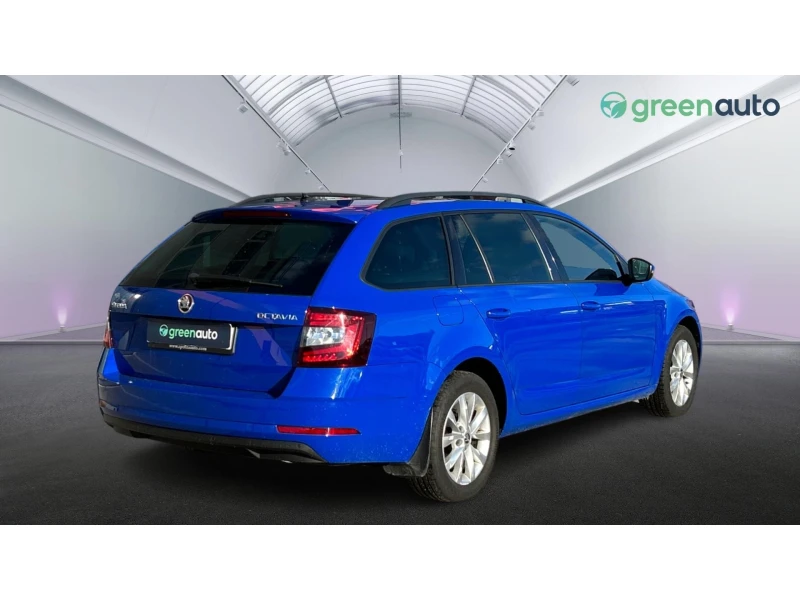 Skoda Octavia 2.0 TDi M/T Vision  Panorama, Месечна вноска от 17, снимка 7 - Автомобили и джипове - 53083584