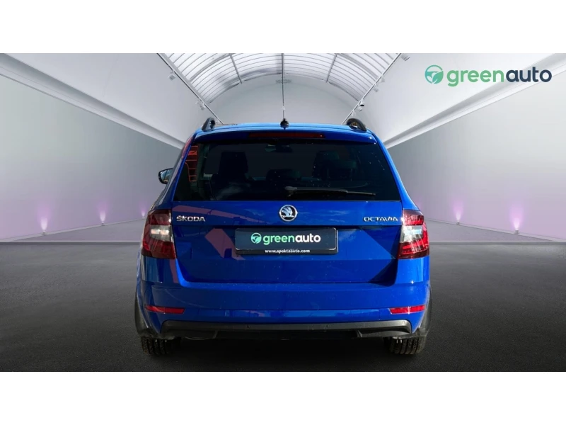 Skoda Octavia 2.0 TDi M/T Vision  Panorama, Месечна вноска от 17, снимка 5 - Автомобили и джипове - 53083584