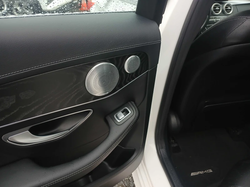 Mercedes-Benz C 400 * 4MATIC* DISTRONIC* BURMESTER* HEAD-UP* , снимка 15 - Автомобили и джипове - 53483410