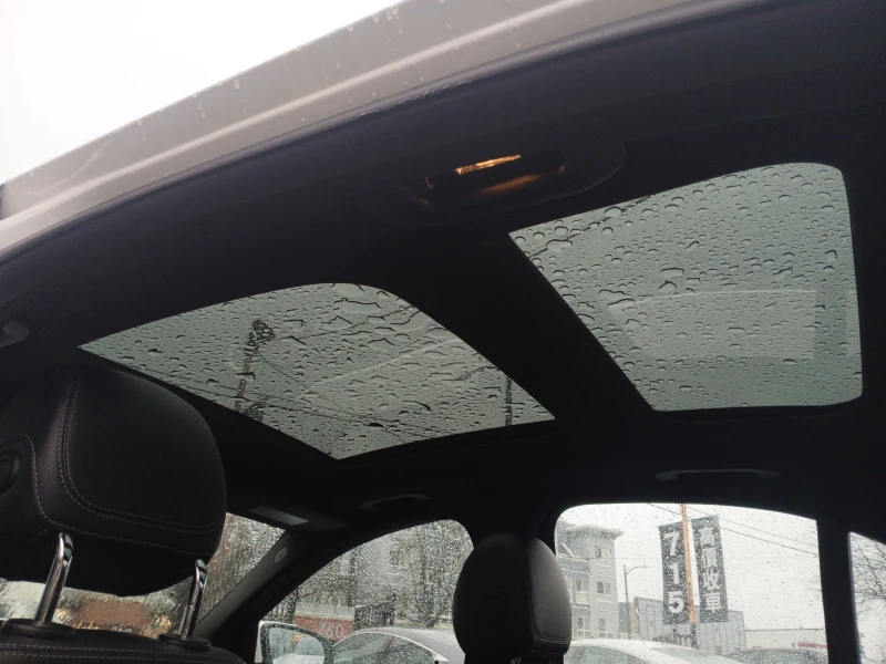 Mercedes-Benz C 400 * 4MATIC* DISTRONIC* BURMESTER* HEAD-UP* , снимка 13 - Автомобили и джипове - 53483410