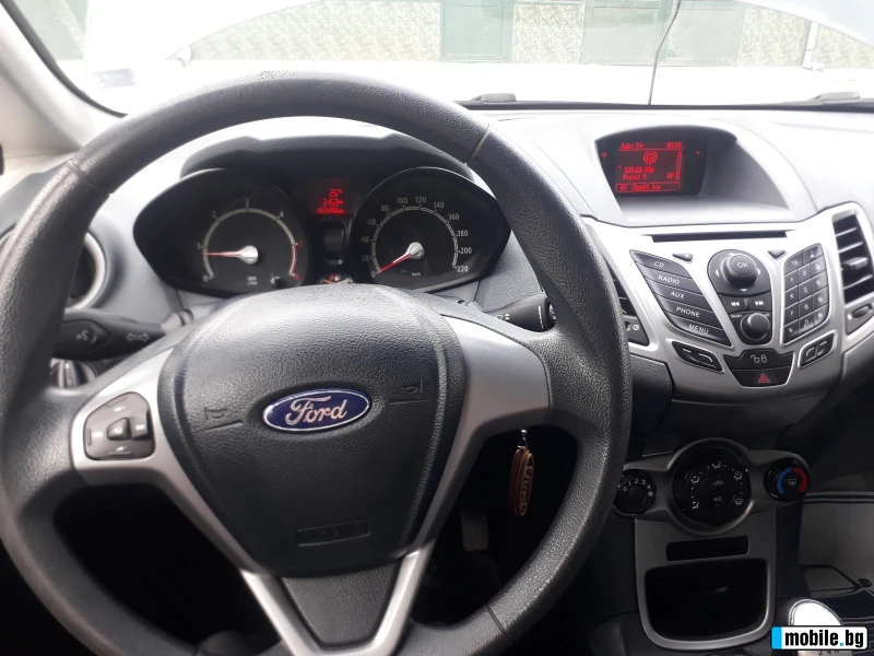 Ford Fiesta, снимка 6 - Автомобили и джипове - 48504622