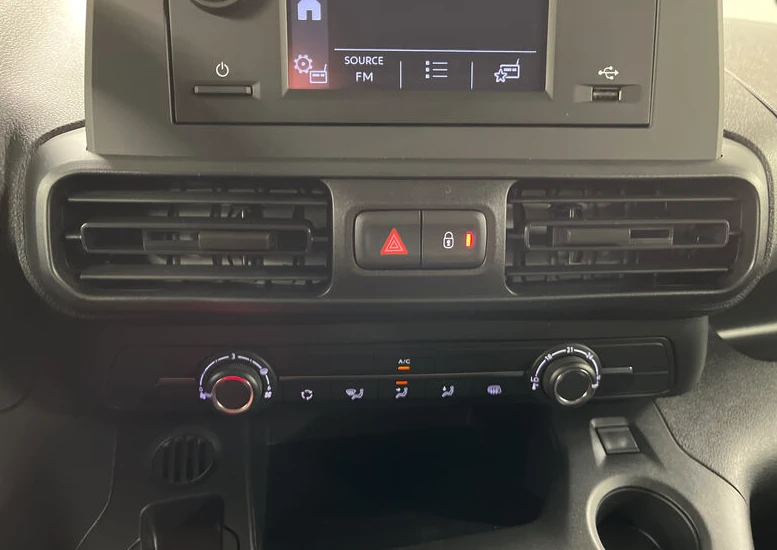 Citroen Berlingo e-Berlingo Van 50, снимка 11 - Автомобили и джипове - 53785343