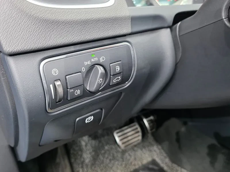 Volvo S60 T5 R-DESIGN, снимка 16 - Автомобили и джипове - 55704233