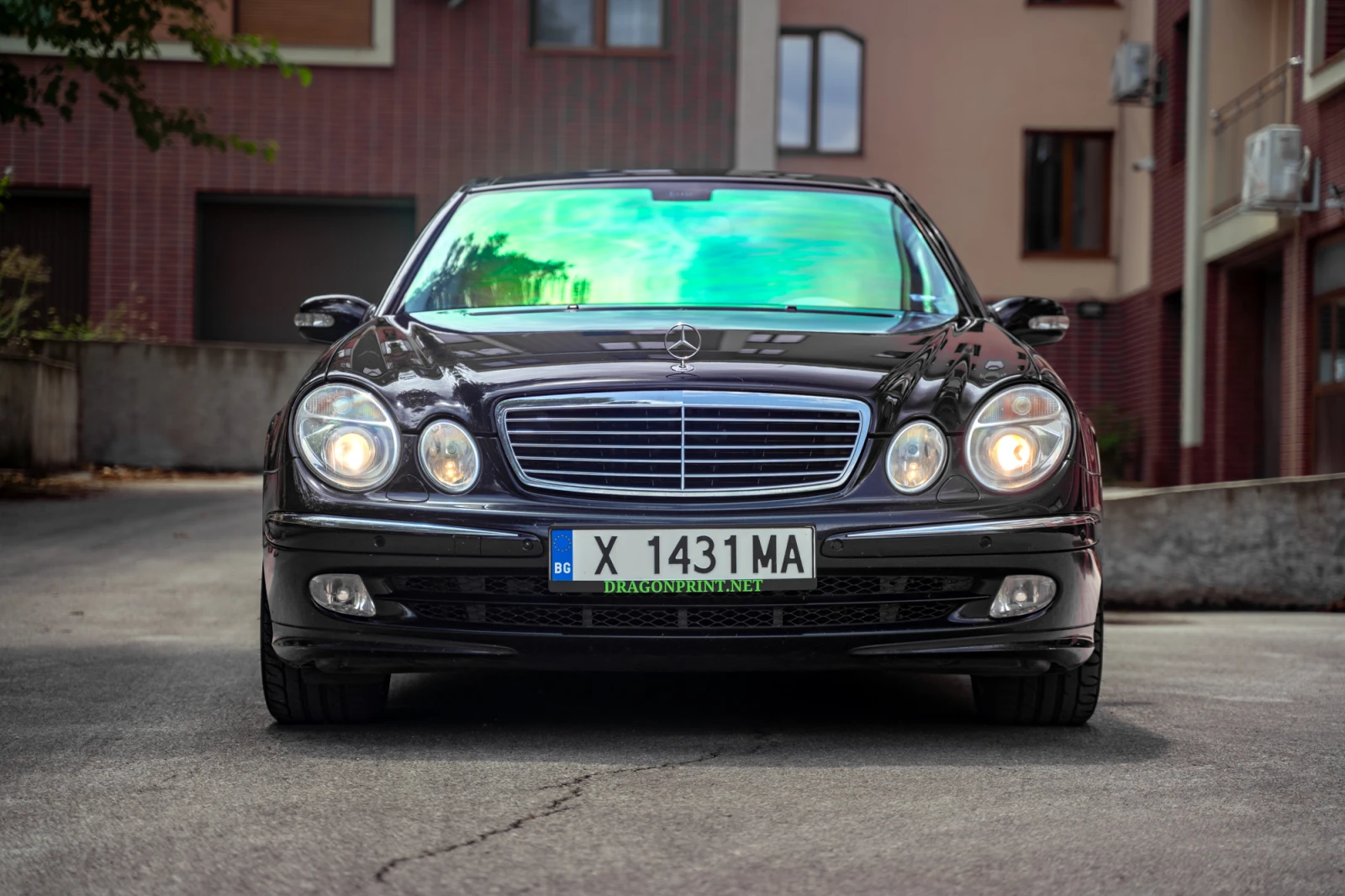 Mercedes-Benz E 500, снимка 1