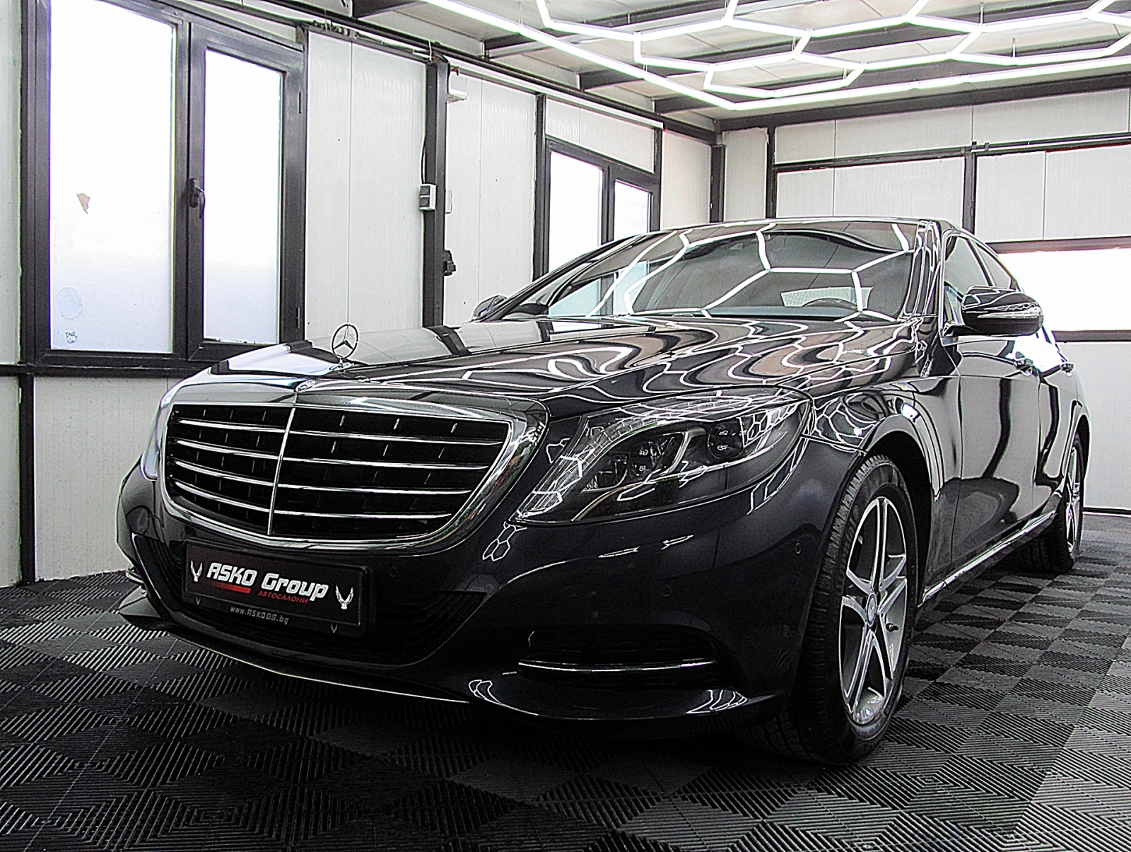 Mercedes-Benz S 350 4-MATIC/PANORAMA/KylessGO/AMG/СОБСТВЕН ЛИЗИНГ, снимка 1