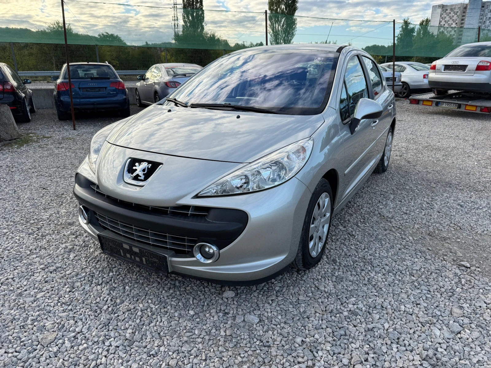 Peugeot 207 1.4i-73PS-КЛИМАТРОНИК, снимка 1