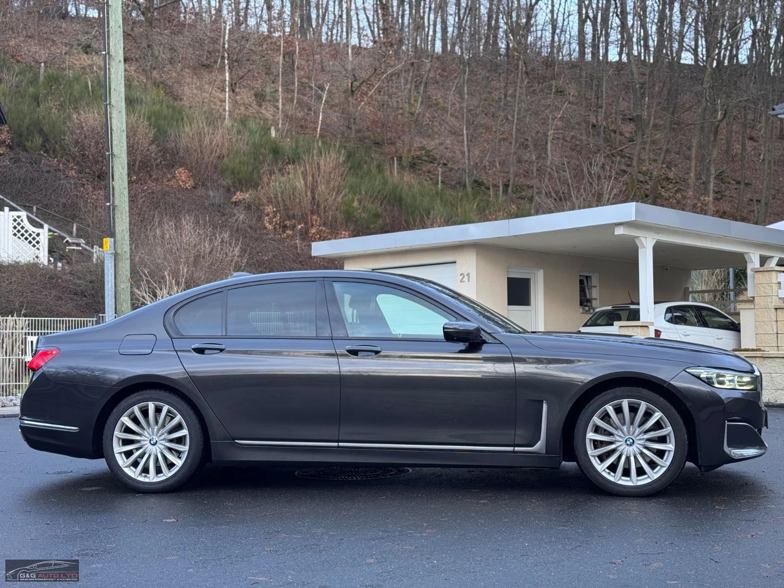 BMW 730 xDRIVE/286HP/HUD/360/PANO/H&K/405v - изображение 4