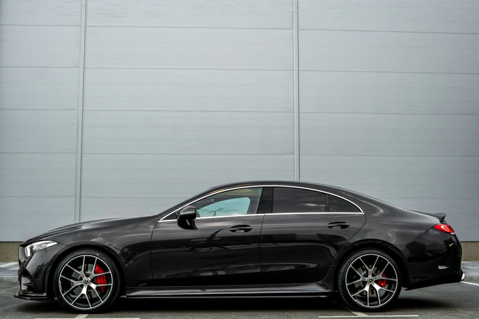 Mercedes-Benz CLS 350 d* 4MATIC* AMG PERFORMANCE* 9G-TRONIC* MULTIBEAM*  - изображение 2