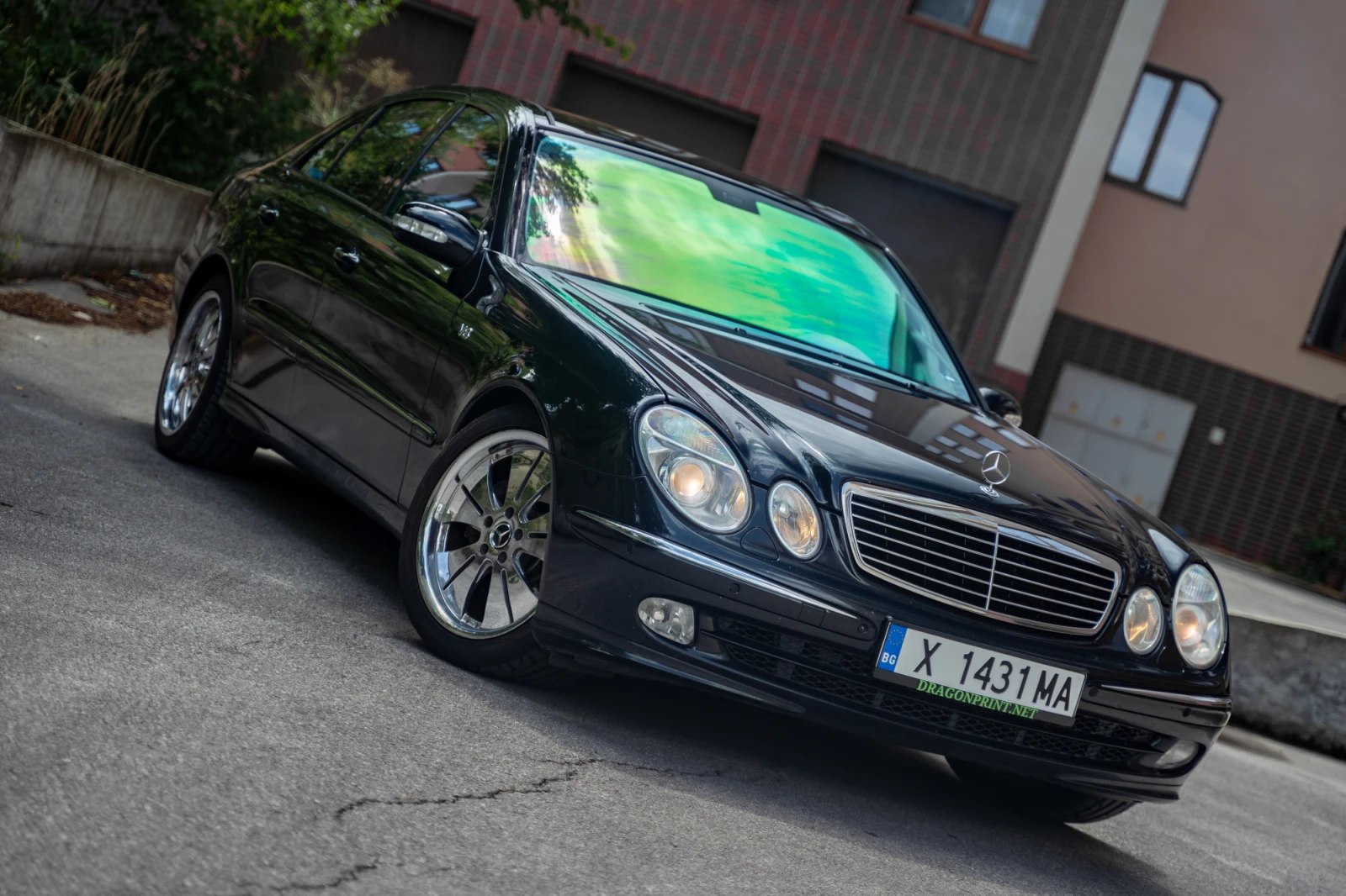 Mercedes-Benz E 500  - изображение 2