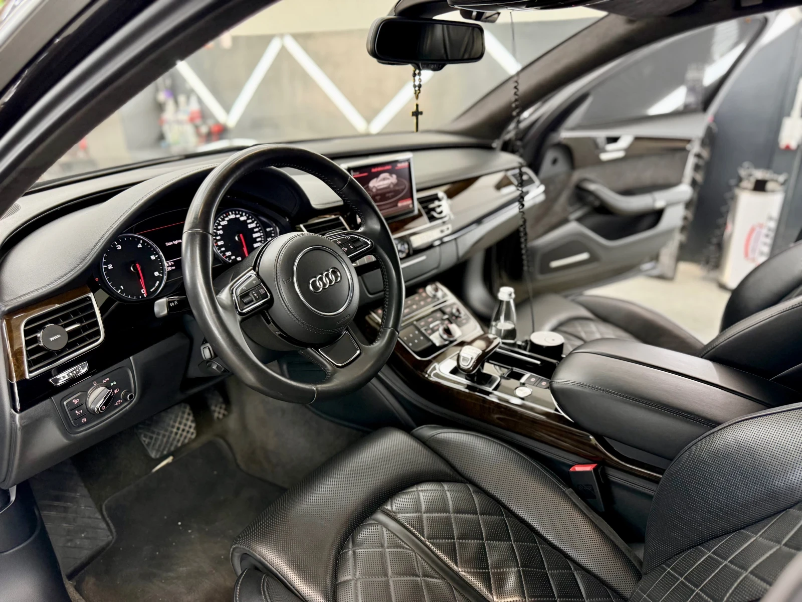 Audi A8 4.2 TDI W12 Pack  - изображение 10