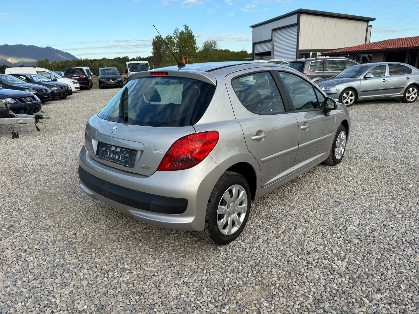 Peugeot 207 1.4i-73PS-КЛИМАТРОНИК - изображение 5