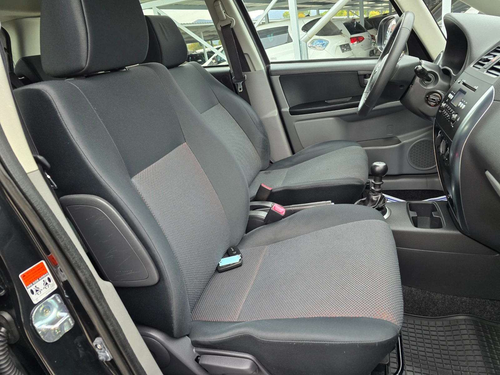 Suzuki SX4 1.9DDiS 4x4 ! ! КЛИМАТИК - изображение 10
