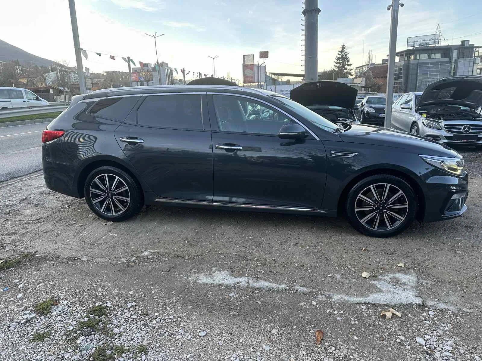 Kia Optima 1.6CRDI DCT EURO 6D - изображение 7