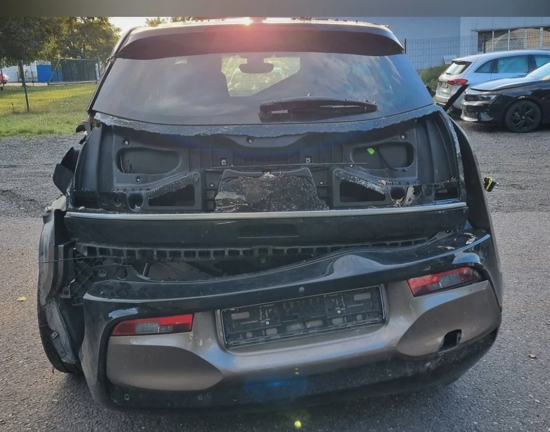 BMW i3 S 42.2KW LCI - изображение 7