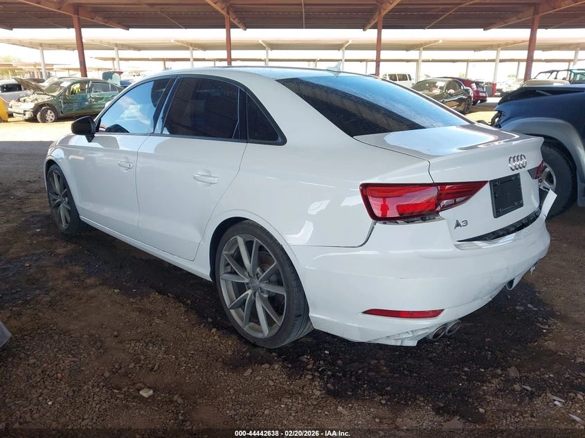 Audi A3 2.0l 2.0T Premium/2.0T Tech Premium, снимка 3 - Автомобили и джипове - 53942834
