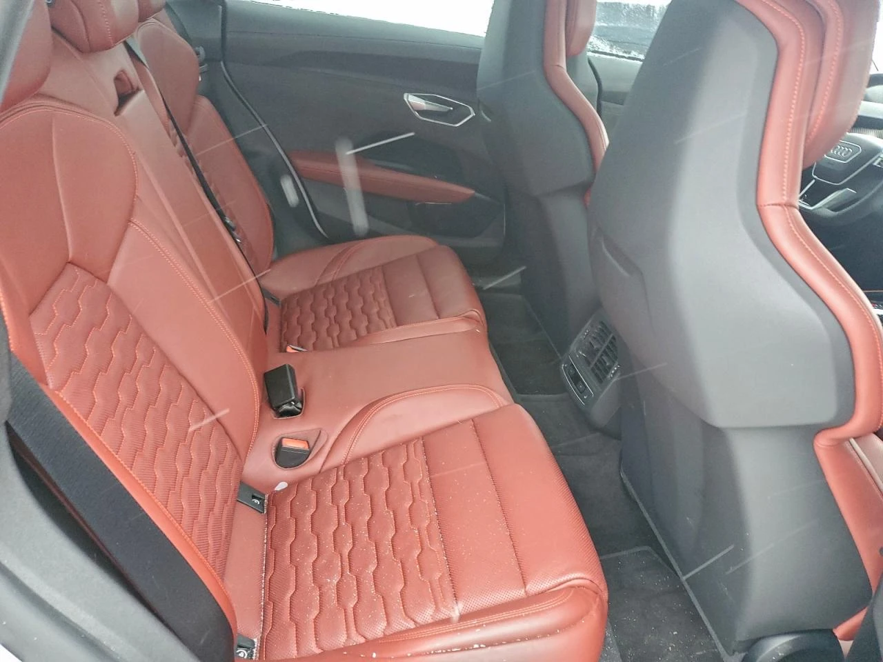 Audi E-Tron GT Premium Plus, снимка 10 - Автомобили и джипове - 53978202