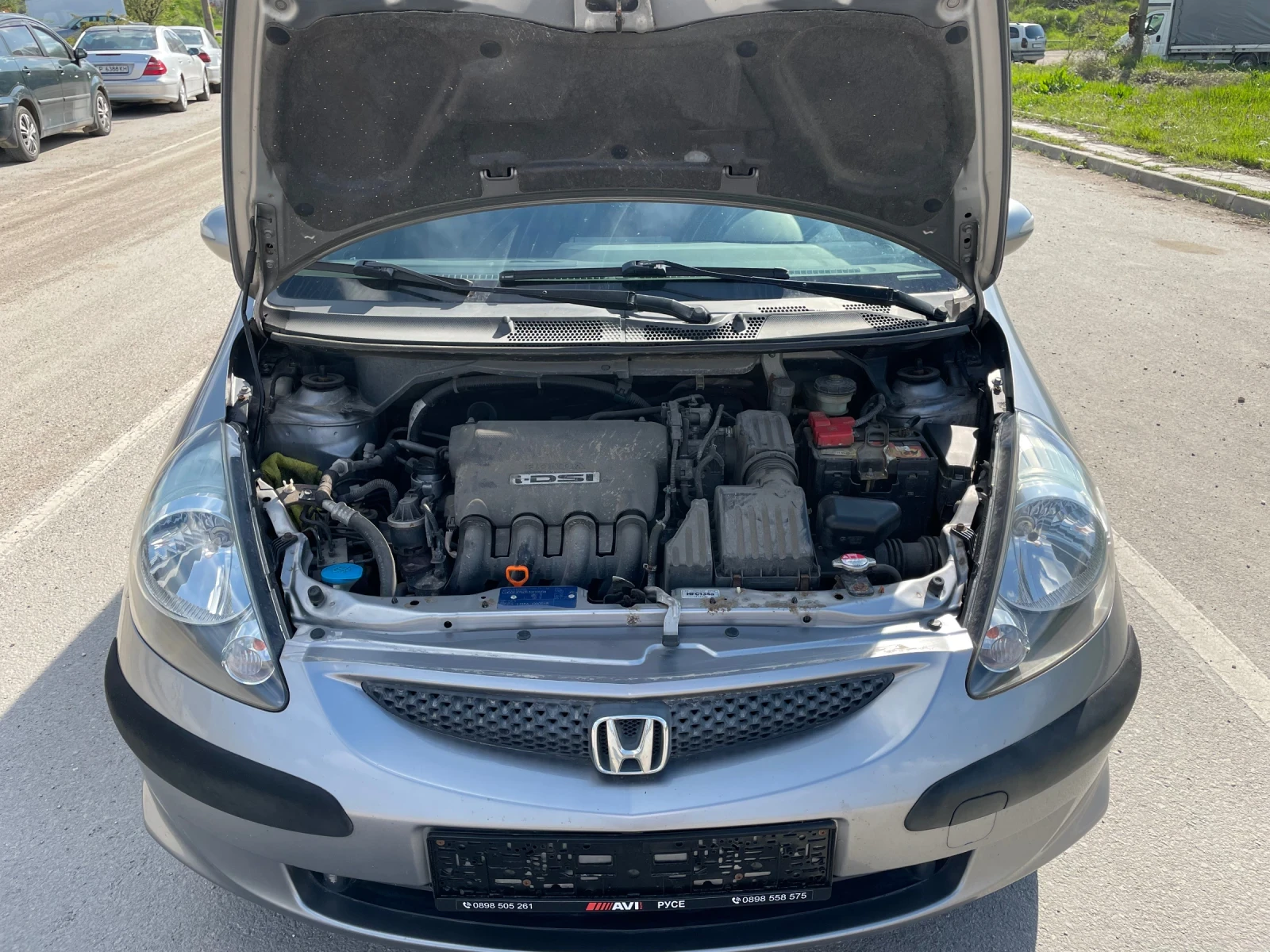 Honda Jazz 1.4i 82к.с. Facelift, Оригинални щори, Нови гуми!, снимка 16 - Автомобили и джипове - 53994102