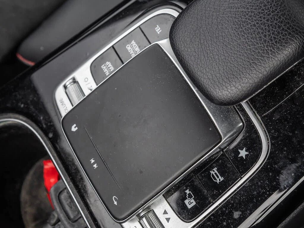 Mercedes-Benz CLA 250 4MATIC* АвтоКредит* (Цена до БГ) , снимка 15 - Автомобили и джипове - 54154621