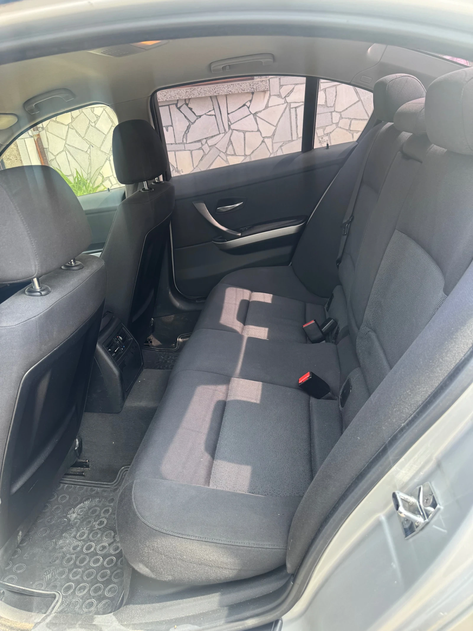 BMW 320, снимка 7 - Автомобили и джипове - 54196876