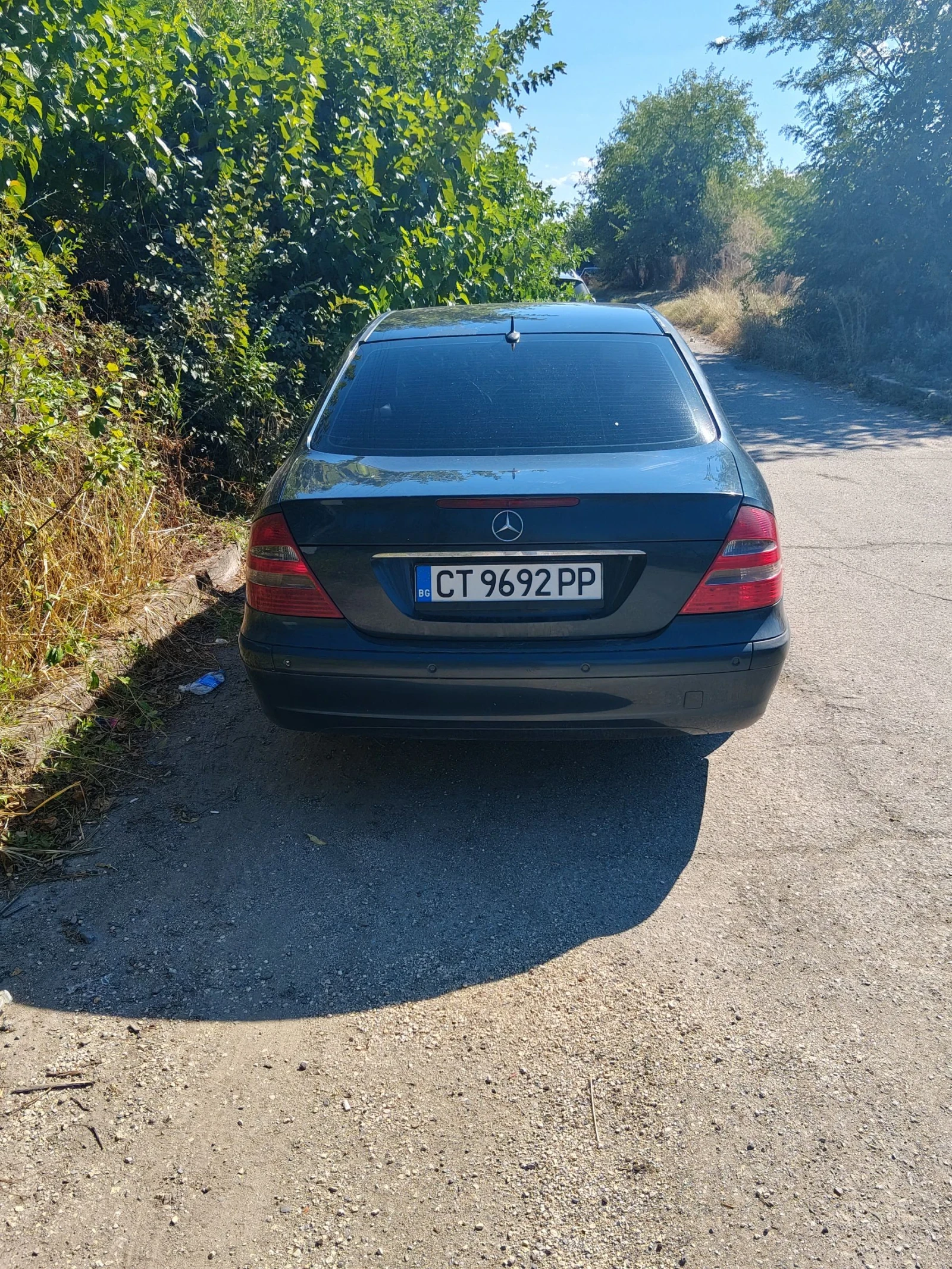 Mercedes-Benz E 200, снимка 3 - Автомобили и джипове - 54956064