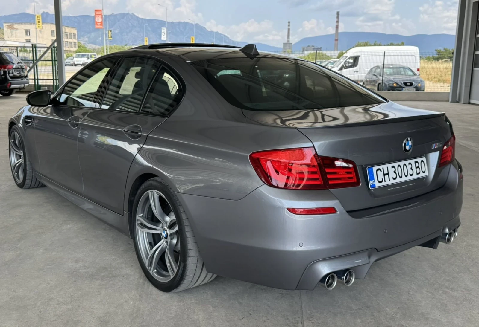 BMW M5 560ps* Shadow * * B&O* Head Up* Full, снимка 3 - Автомобили и джипове - 55132695