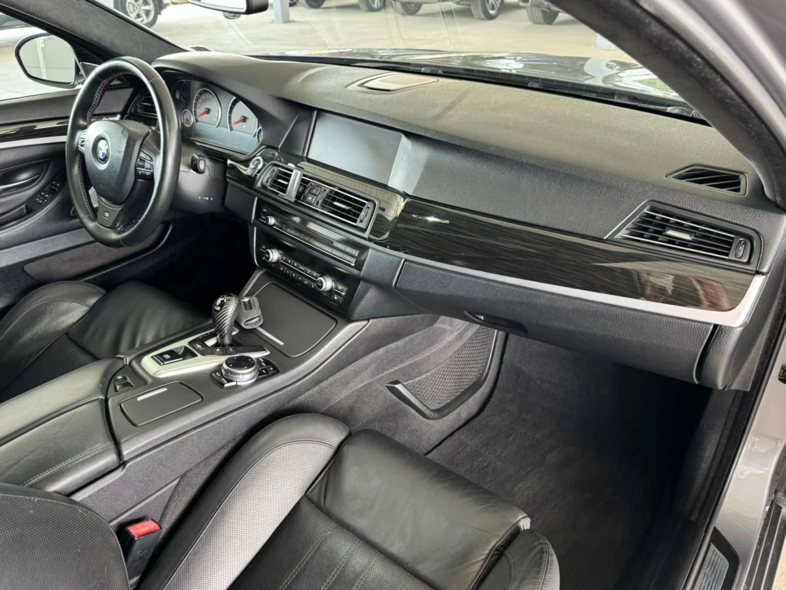 BMW M5 560ps* Shadow * * B&O* Head Up* Full, снимка 10 - Автомобили и джипове - 55132695