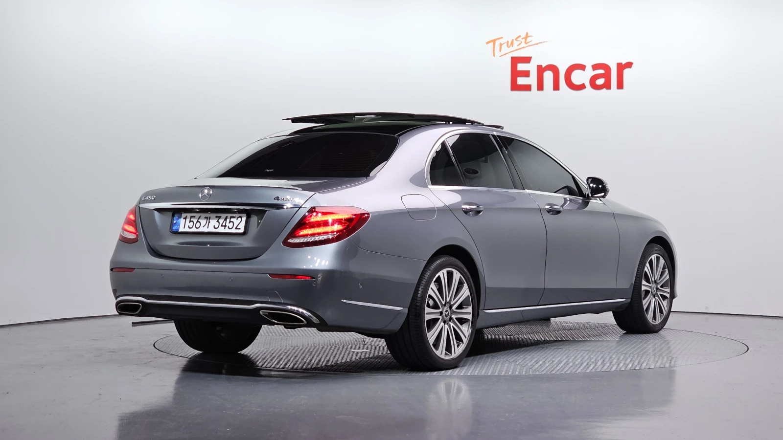 Mercedes-Benz E 450 3.0 4MATIC, FULL, снимка 2 - Автомобили и джипове - 55134676