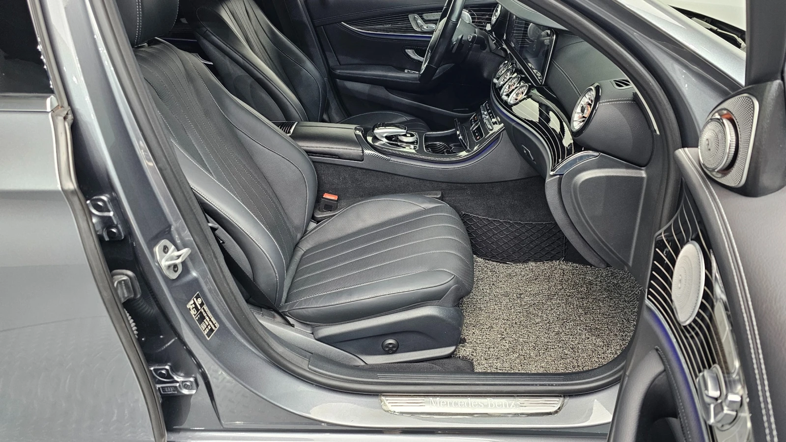 Mercedes-Benz E 450 3.0 4MATIC, FULL, снимка 9 - Автомобили и джипове - 55134676