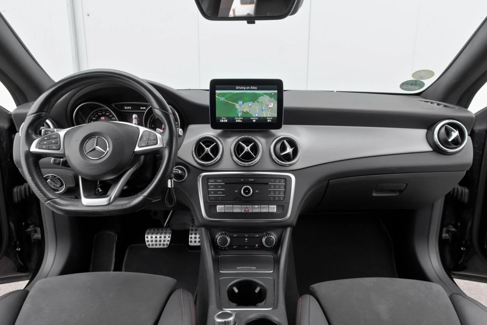 Mercedes-Benz CLA 220 AMG edition  | Mobile.bg � ����������� 12
