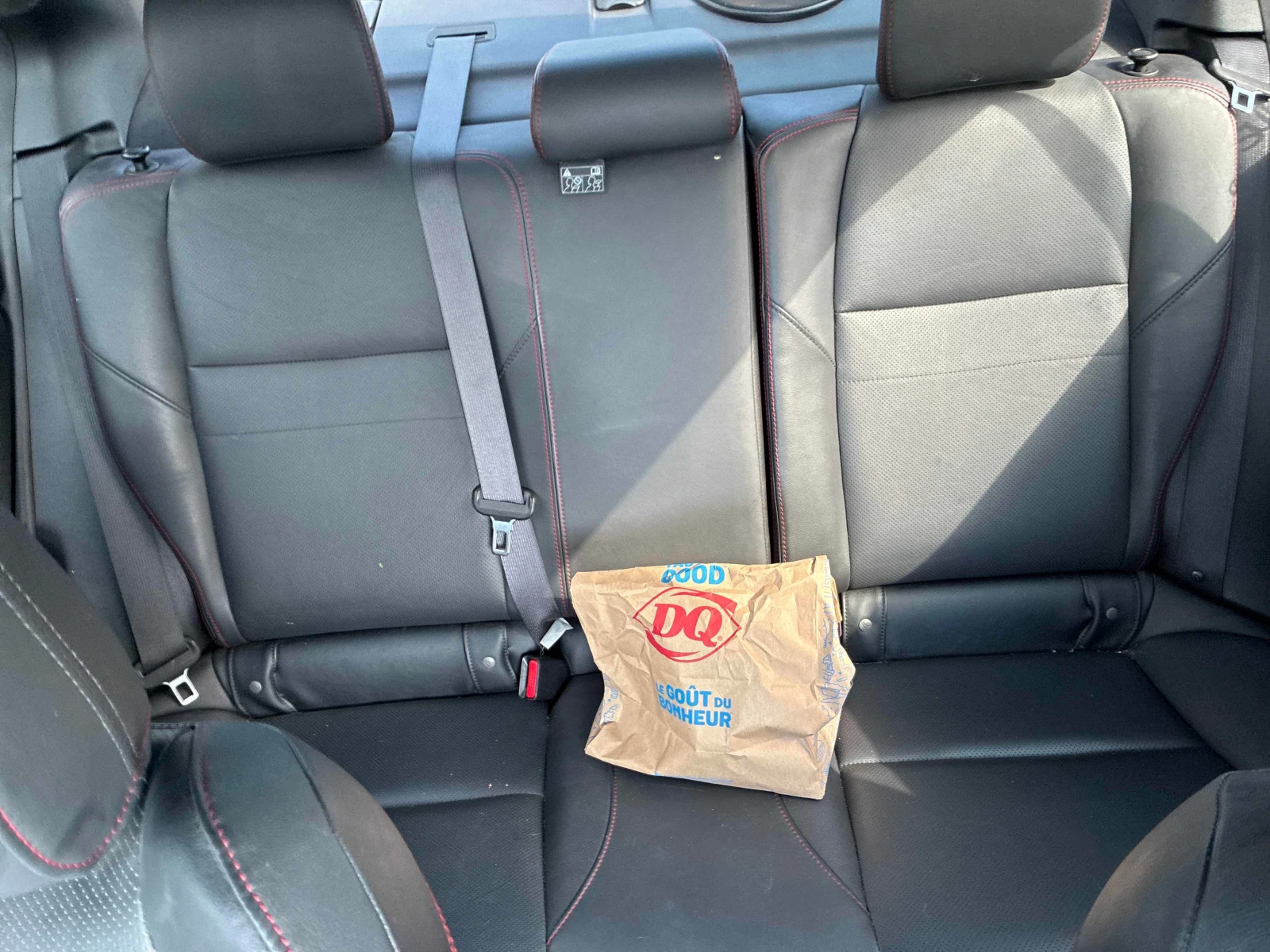 Subaru WRX  Pkg / BOSE / Carfax / Автокредит , снимка 11 - Автомобили и джипове - 55999849