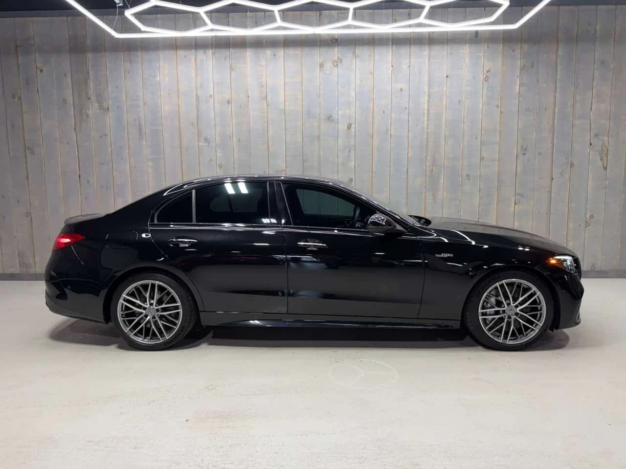 Mercedes-Benz C 43 AMG 4MATIC Sedan  CARFAX | Mobile.bg � ����������� 2