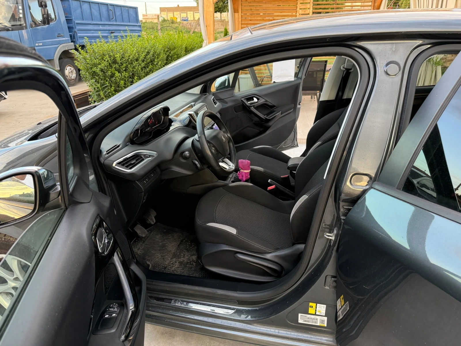 Peugeot 208 1.2 | Mobile.bg � ����������� 7