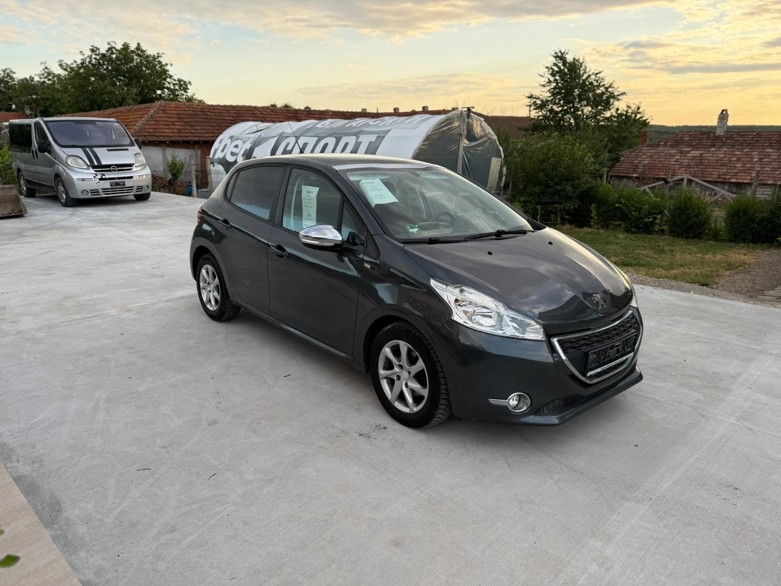 Peugeot 208 1.2 | Mobile.bg � ����������� 8