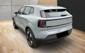 Volvo EX30 * SINGLE-CORE* LED* NAVI* CARPLAY* , снимка 4