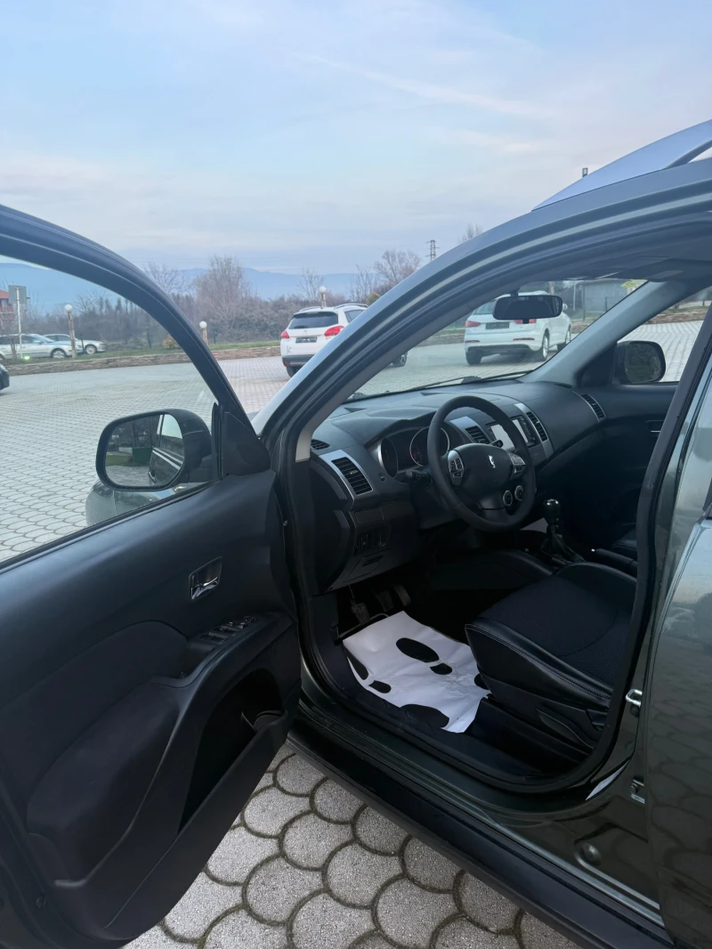 Peugeot 4007, снимка 9 - Автомобили и джипове - 52850731