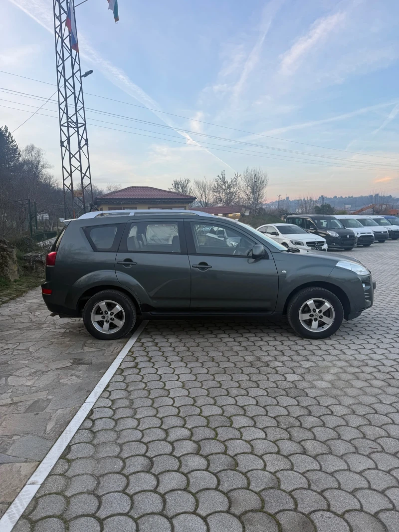 Peugeot 4007, снимка 4 - Автомобили и джипове - 52850731