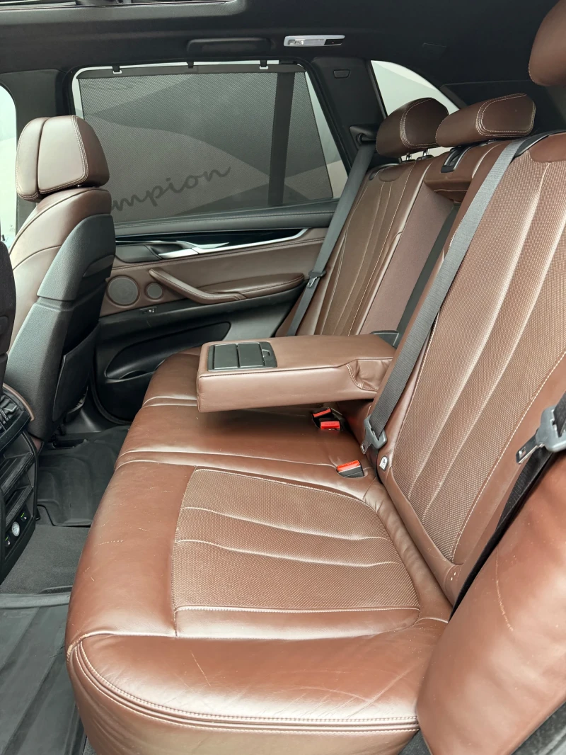 BMW X5 M-packet 4.0D, снимка 12 - Автомобили и джипове - 52913194