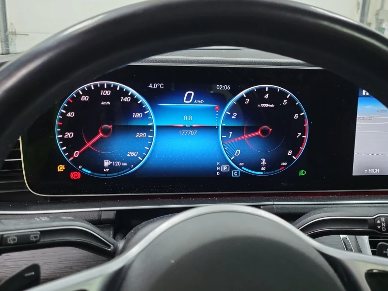 Mercedes-Benz GLE 350 AMG-PKG* BURMESTER * 360view* Head-up display* , снимка 13 - Автомобили и джипове - 53286850