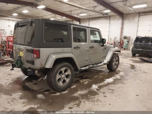 Jeep Wrangler, снимка 2 - Автомобили и джипове - 49447147