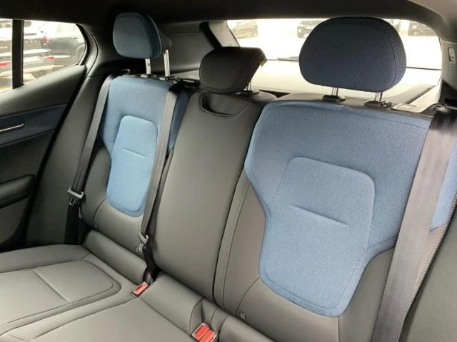 Volvo EX30 * SINGLE-CORE* LED* NAVI* CARPLAY*  | Mobile.bg   12