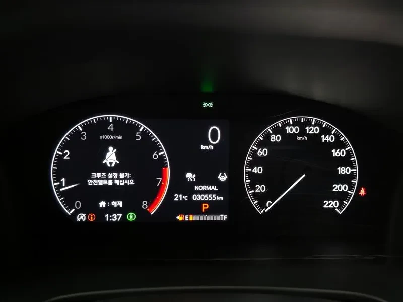 Honda Cr-v 1.5 EX-L 2WD, снимка 8 - Автомобили и джипове - 55087339