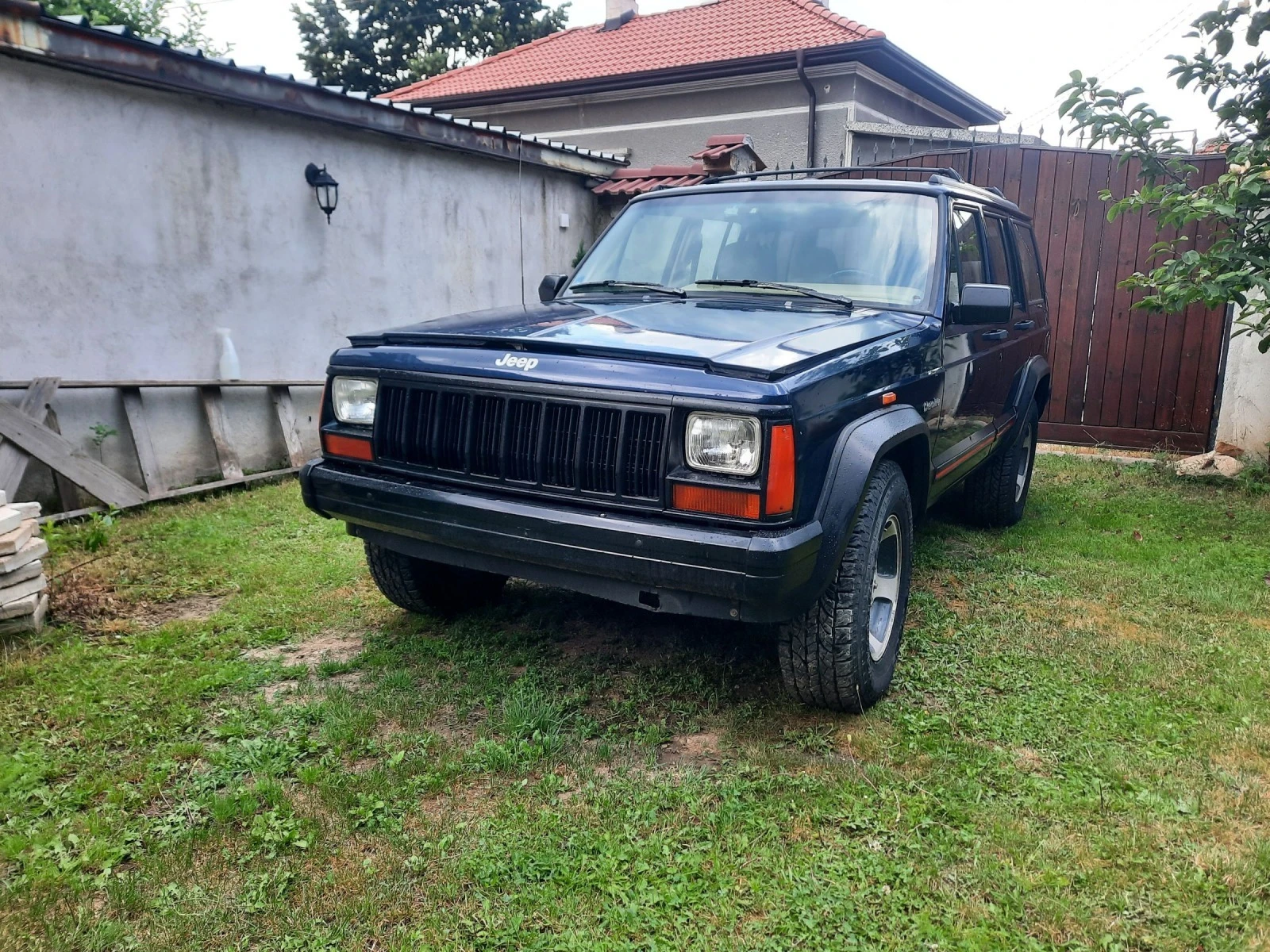 Jeep Cherokee XJ 4000 - изображение 3