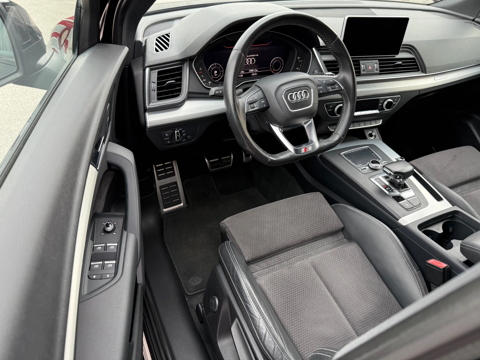 Audi Q5 2.0TDI ! Quattro ! Sline ! Камера !100% РЕАЛНИ КМ! - изображение 10