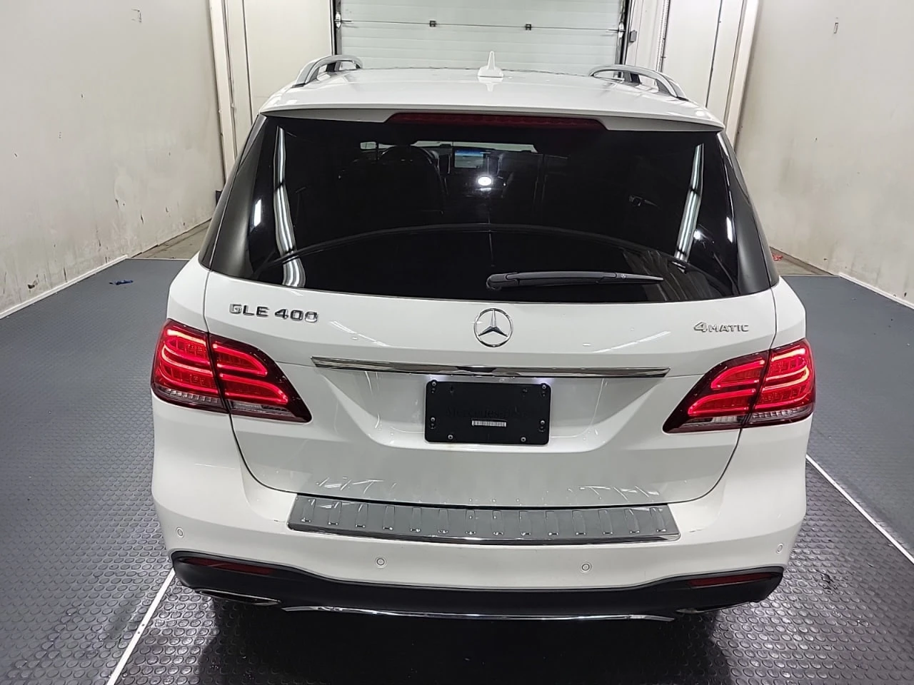 Mercedes-Benz GLE 400 * CARFAX * АВТО КРЕДИТ * ЦЕНА ДО БГ! - изображение 5